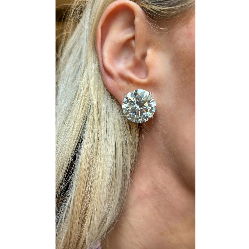 Amazon.com: High Quality Round Cz Stud Earrings. Sterling