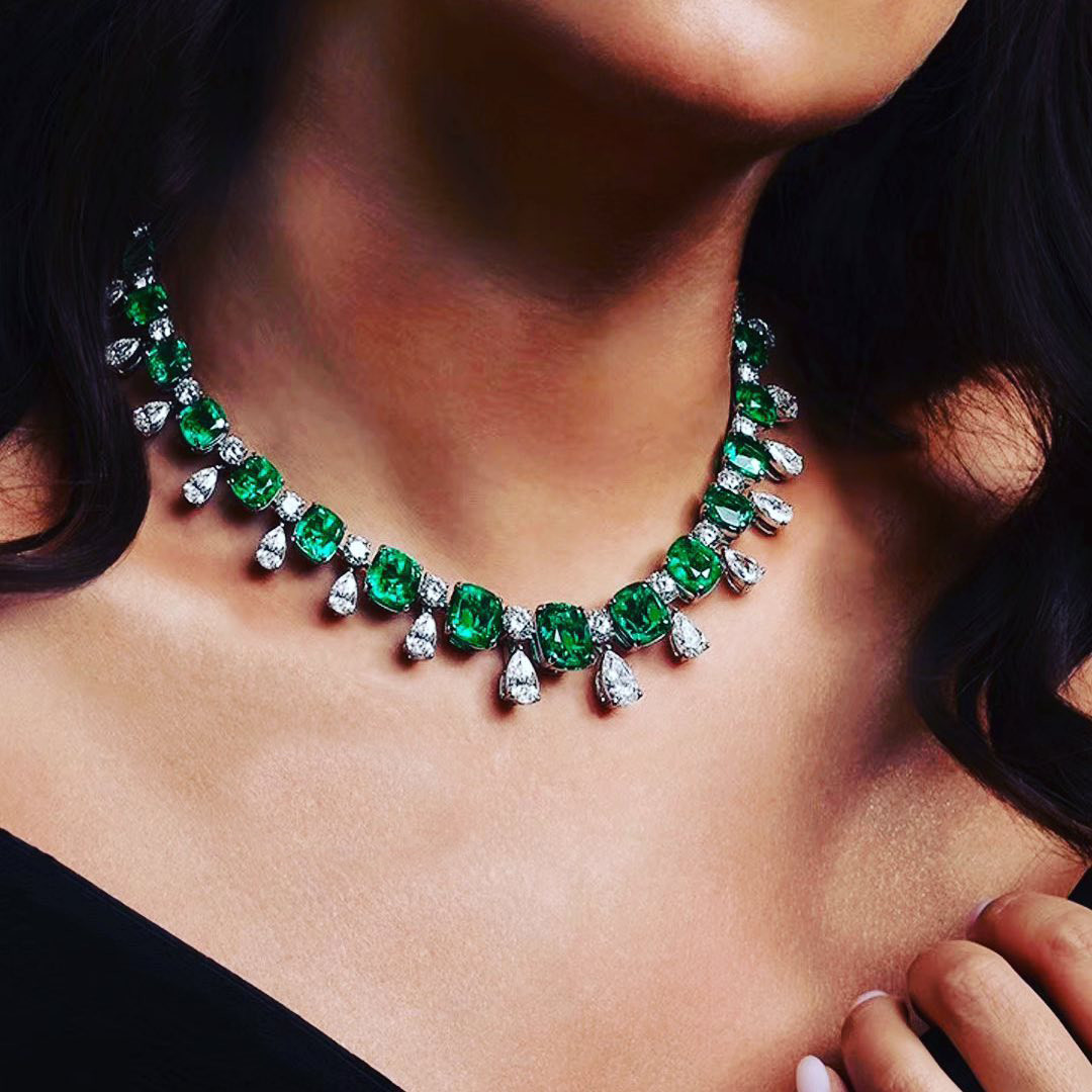 Luxury Cushion Cut Emerald Necklace for Women SayaBling Jewelry