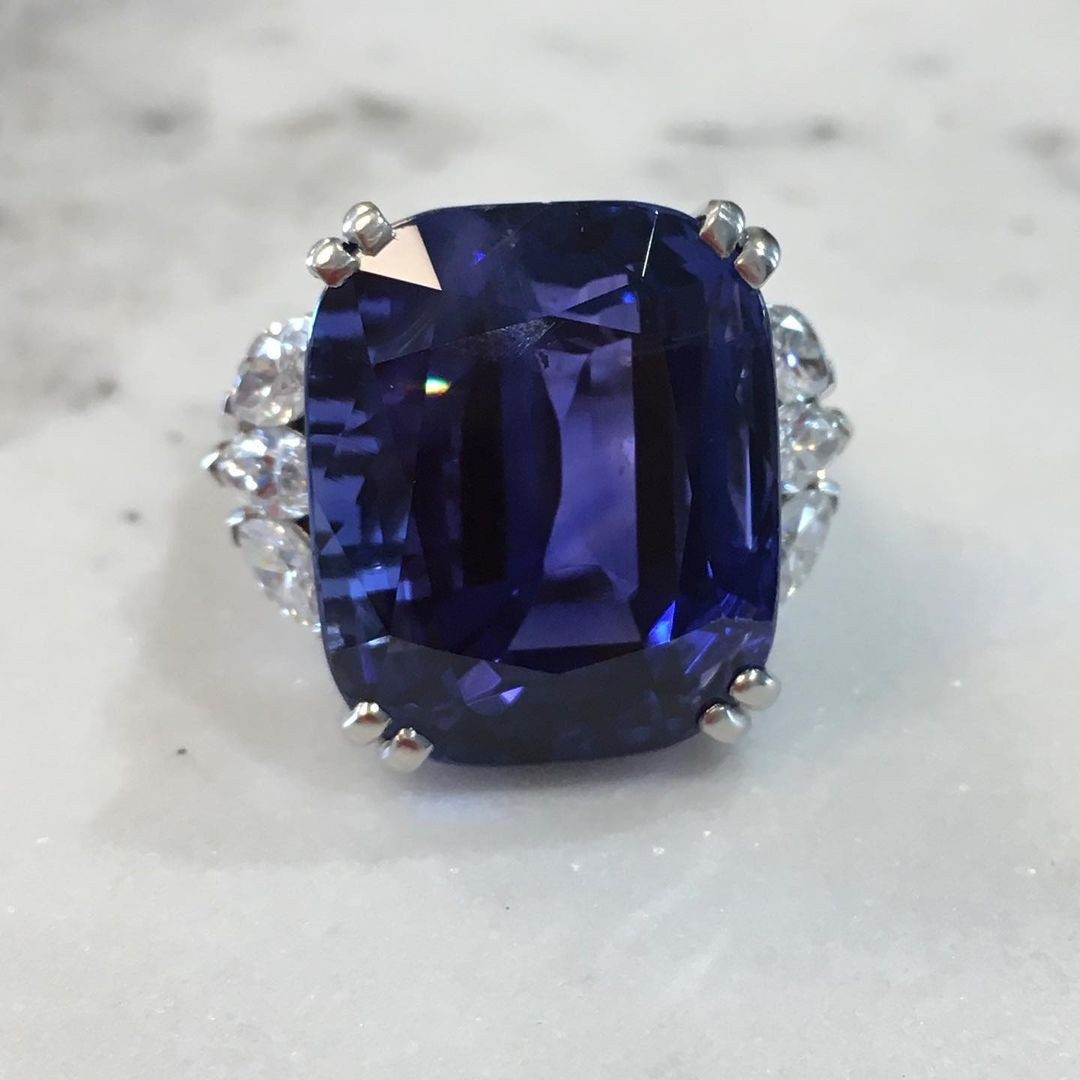 12ct Cushion Cut Sapphire Engagement Ring | SayaBling Jewelry