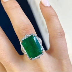 14ct Vintage Halo Emerald Cut Cocktail Ring