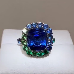 5.6ct Cuhion Cut Sapphire Gradient Color Cocktail Ring