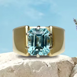 2.5ct Simple Classic Emerald Cut Aquamarine Engagement Ring