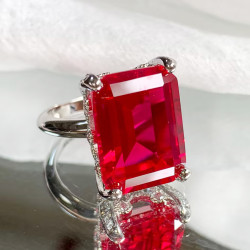 14ct Emerald Cut Ruby Vintage Cocktail Ring