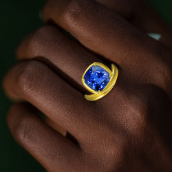 5.6ct Cushion Cut Tanzanite Blue Sapphire Cocktail Ring