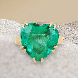 7.8ct Heart Cut Emerald Classic Cocktail Ring