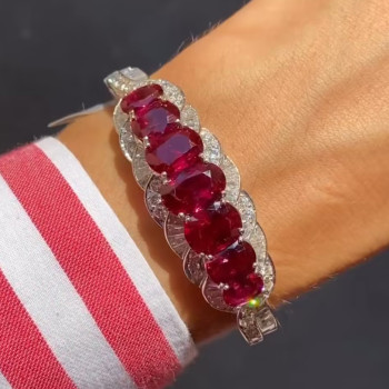 25ctw Ruby Bangle With Claps Buckle Closure