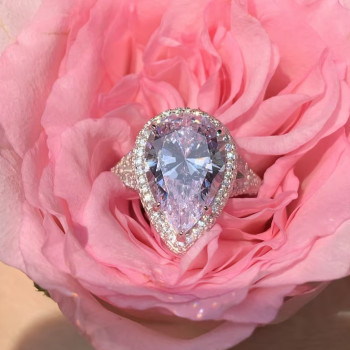 10ct Pear Cut White Sapphire Halo Engagement Ring