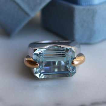 14ct Emerald Cut Aquamarine Vintage Cocktail Ring