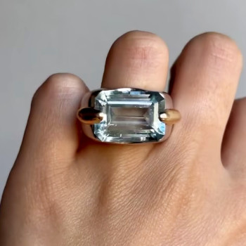 14ct Emerald Cut Aquamarine Vintage Cocktail Ring