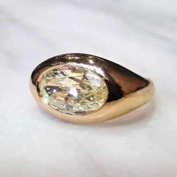 3ct Bezel Setting Oval Cut Light Yellow Sapphire Ring
