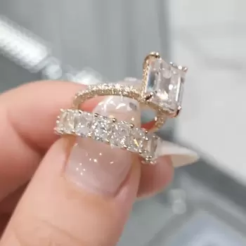 3.75ct Emerald Cut White Sapphire 2pcs Bridal Set in Gold