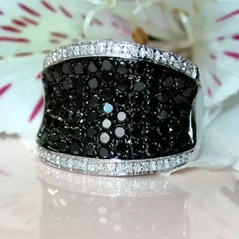 Classic White-Black Paved Bold Ring
