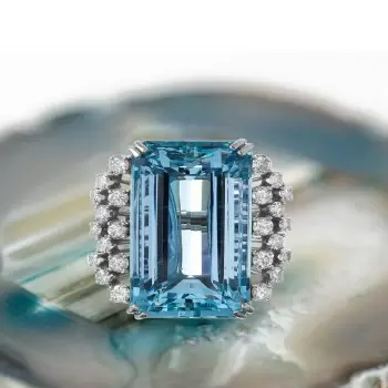 14ct Emerald Cut Aquamarine Cluster Cocktail Ring