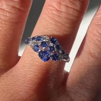 Round Cut Tanzanite Blue sapphire Cluster Ring