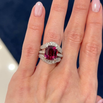6.5ct Cushion Cut Ruby Paved Wedding Ring Set