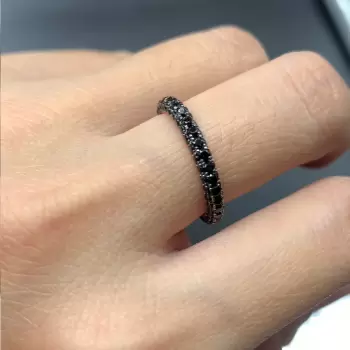 Round Cut Black Sapphire Three Sided Wedding Band