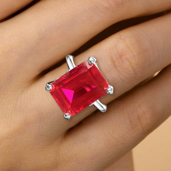 14ct Emerald Cut Ruby Vintage Cocktail Ring