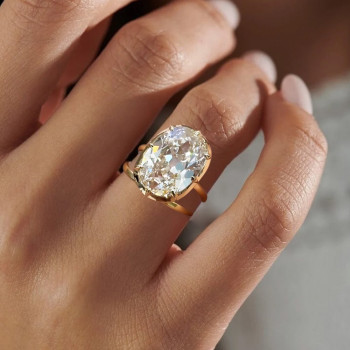 5.8ct Oval Cut White Sapphire Wedding Ring Set