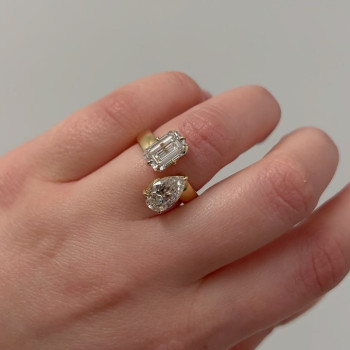 8ctw Emerald and Pear Cut Toi Et Moi Engagement Ring