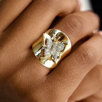 3D Butterfly Curving Saddle Cocktail Ring