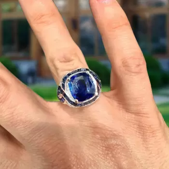 5.6ct Cushion Cut Blue Sapphire Vintage Engagement Ring