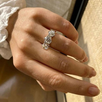 6.5ctw Round Cut Two Tone Vintage Engagement Ring