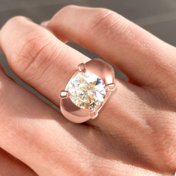 6.8ct Round Cut Rose Gold Tone Modern Engagement Ring