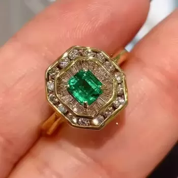 1.2ct Emerald Vintage Halo Dainty Engagement Ring