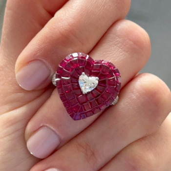 6ctw Invisible-set Ruby Heart Halo Promise Ring