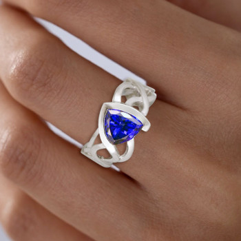 3.5ct Trillion Cut Tanzanite Blue Intertwined Modern Ring