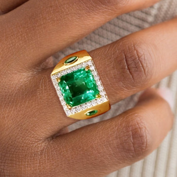 7ct Princess Cut Emerald Unisex Halo Cocktail Ring