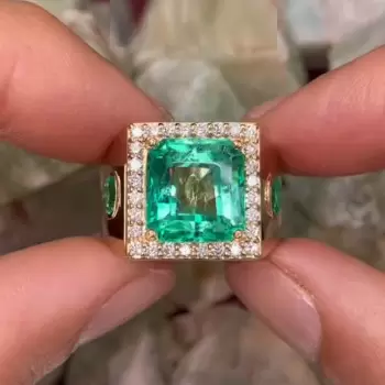7ct Princess Cut Emerald Unisex Halo Cocktail Ring