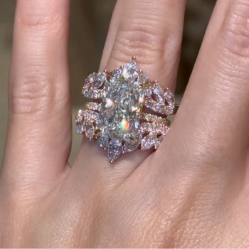 5.5ct Radiant Cut Three-pieces Crown Wedding Ring Set