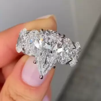 9.5ct Pear Cut Oval Eternity Shank Luxurious Engagement Ring