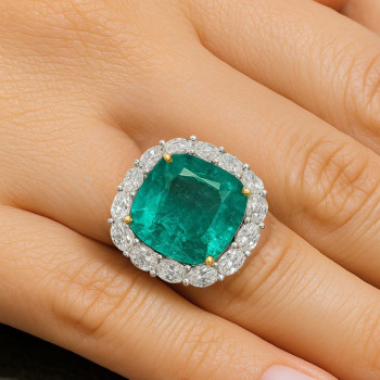 18ct Huge Cushion Cut Emerald Halo Cocktail Ring