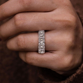 4.6ctw Emerald Cut Three-side Anniversary Gift Eternity Ring