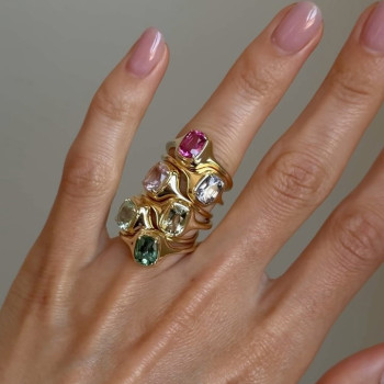 1.8ct Cushion Cut Multicolor Sapphire Skinny Signet Ring