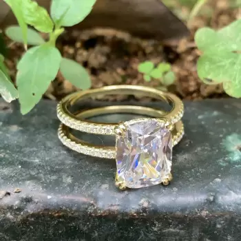 5 Cushion Cut White Sapphire Double Shank Ring in Gold
