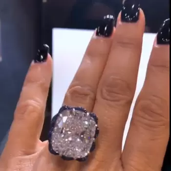Luxury Cushion Cut Silver Engagement Ring