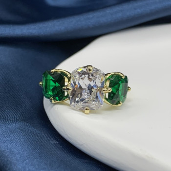 1.16ct Three-Stone Engagement Ring in Gold
