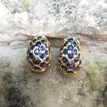 11ctw Oval Cut Blue Sapphire Vintage Huggie Hoop Earrings