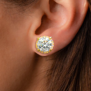 7.5ctw Round Cut Classic Halo Stud Earrings