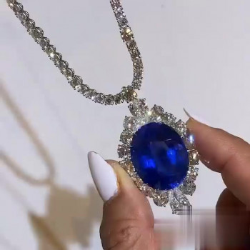 12.8ct Oval Cut Blue Sapphire Pendant Necklace