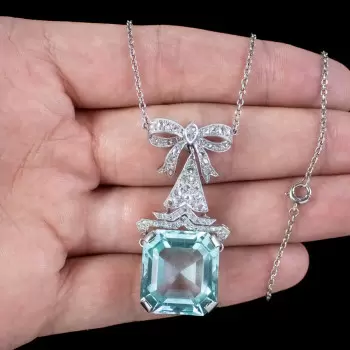 20ct Aquamarine Art Deco Bowknot Pendant Necklace