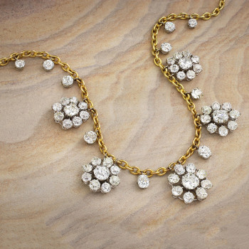 80ctw Oval Link Chain Floral Pendant Statement Necklace