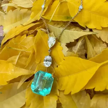 10ct Emerald Cut Emerald Pendant Necklace