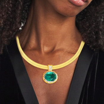 10ct Oval Cut Emerald Wide Herringbone Chain Statement Necklace