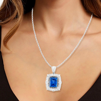 18ct Emerald Cut Blue Sapphire Vintage Pendant Necklace