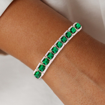 23.55ct Round & Cushion Cut White & Green Sapphire Bracelet