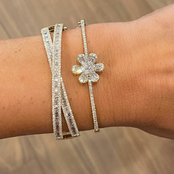 4ctw Baguette Cut White Sapphire Cross Bangle